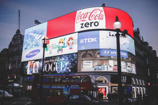 advertisements_building_cars_city_london_piccadilly_circus_street-960713.jpg!d